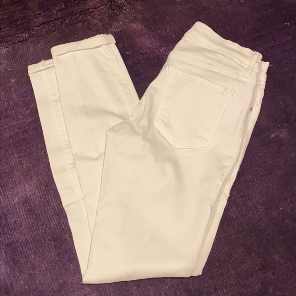 White frame denim pants